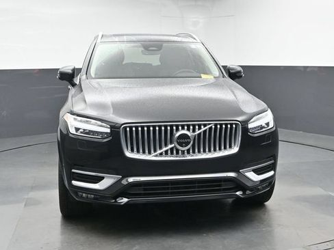 Used 2024 Volvo XC90 B6 Plus w/ Protection Package AWD/4WD image 2