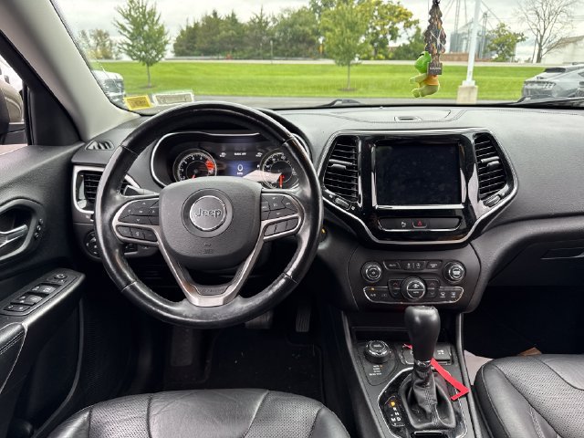 Used 2020 Jeep Cherokee Limited AWD/4WD image 19