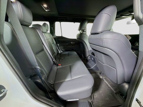 Used 2025 Lexus GX 550 w/ Cold Area Package image 30