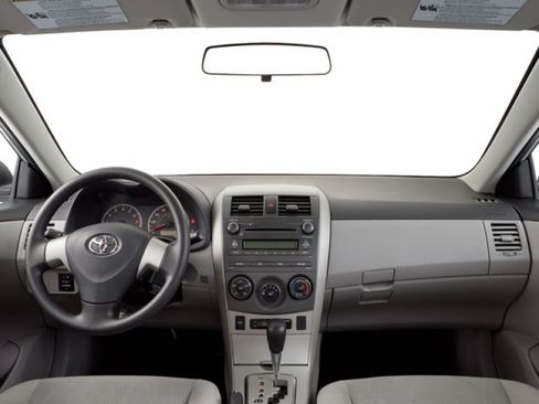 Used 2011 Toyota Corolla S FWD image 2