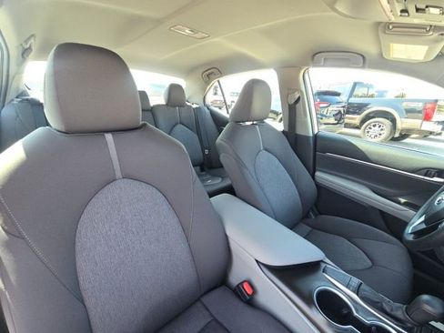 Used 2023 Toyota Camry LE FWD image 17