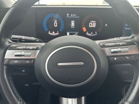 Used 2025 Hyundai Kona SEL image 28