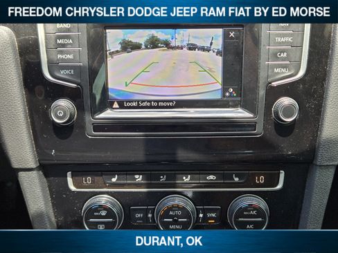 Used 2015 Volkswagen Golf SEL FWD image 12