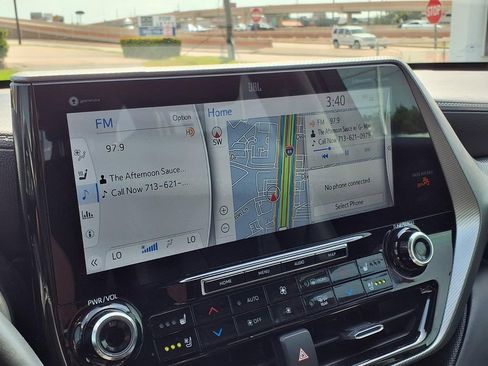 Used 2021 Toyota Highlander Platinum FWD image 20