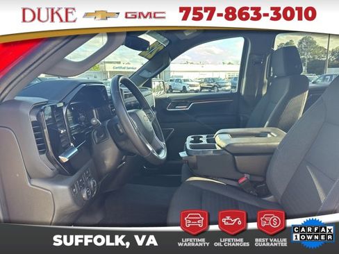 Used 2022 Chevrolet Silverado 1500 LT image 3