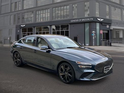 Used 2023 Genesis G70 2.0T w/ Sport Prestige Package AWD/4WD image 7