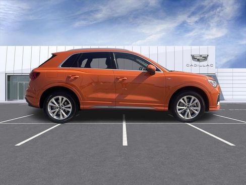 Used 2025 Audi Q3 2.0T Premium AWD/4WD image 9