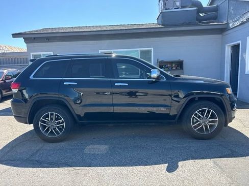 Used 2020 Jeep Grand Cherokee Limited RWD image 4