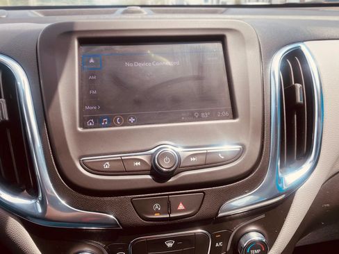 Used 2023 Chevrolet Equinox LS w/ Driver Confidence II Package FWD image 17