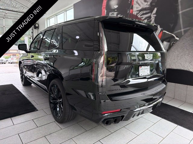 Used 2025 Cadillac Escalade V w/ LPO, ONYX Package AWD/4WD image 3