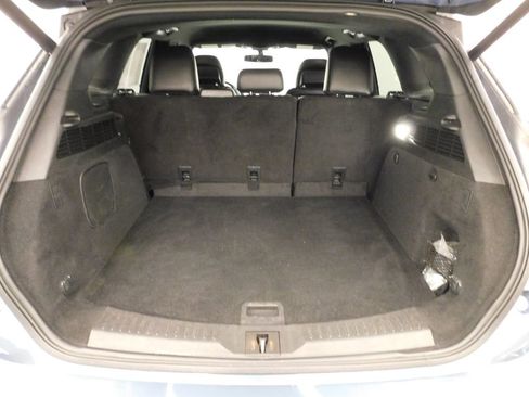 Used 2018 Lincoln MKC Select w/ Select Plus Package image 11