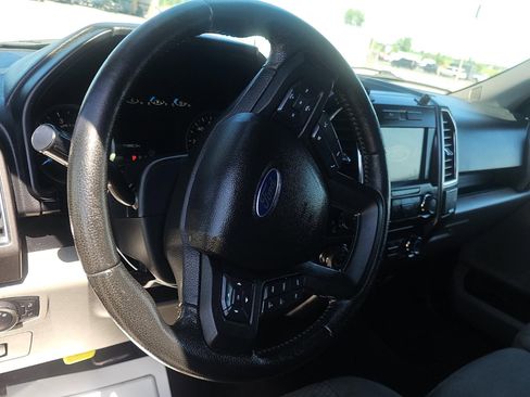 Used 2016 Ford F150 XLT w/ Equipment Group 302A Luxury AWD/4WD image 6