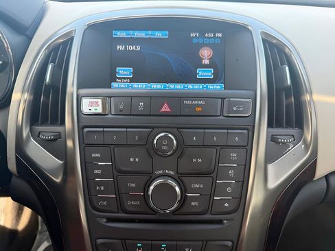 Used 2014 Buick Verano Leather FWD image 19