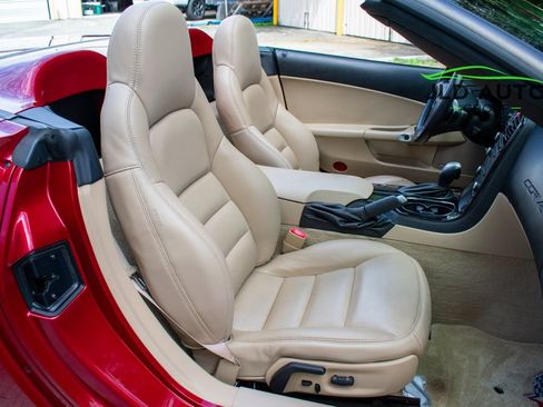 Used 2008 Chevrolet Corvette Convertible w/ Preferred Equipment Group RWD image 16