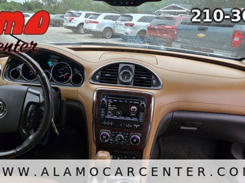 Used 2014 Buick Enclave Leather FWD image 17