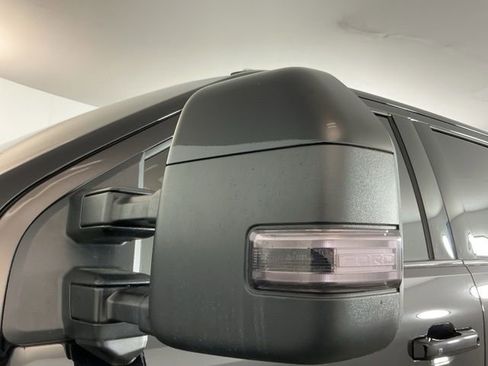 Certified 2025 Ford F450 Platinum w/ FX4 Off-Road Package image 13