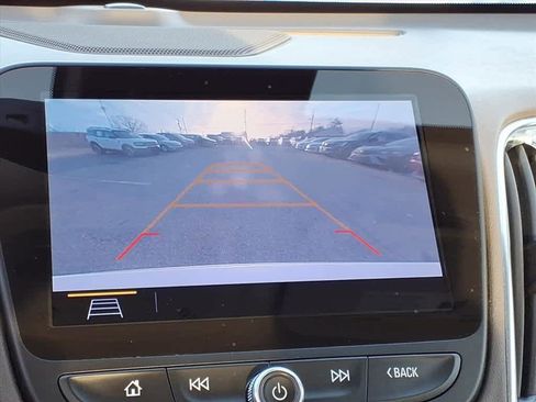 Used 2019 Chevrolet Malibu Premier w/ Sun and Wheel Package image 15