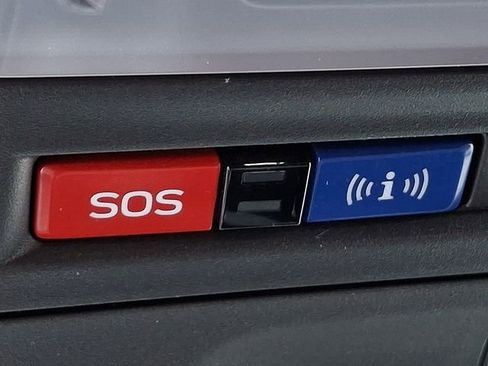 Certified 2026 Subaru Crosstrek 2.0i Premium image 25