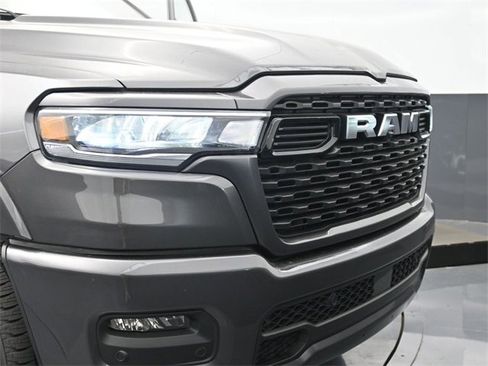 New 2026 RAM 1500 4x4 Crew Cab image 28