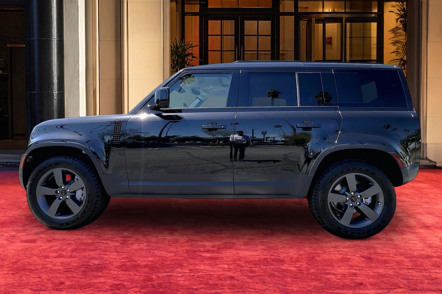 New 2026 Land Rover Defender 110 S AWD/4WD image 2