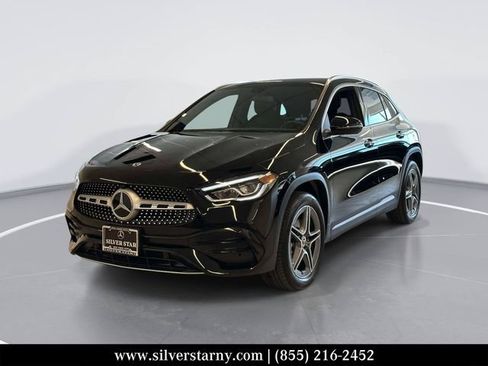 Used 2022 Mercedes-Benz GLA 250 4MATIC image 1