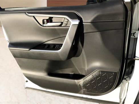 Used 2023 Toyota RAV4 Limited image 11