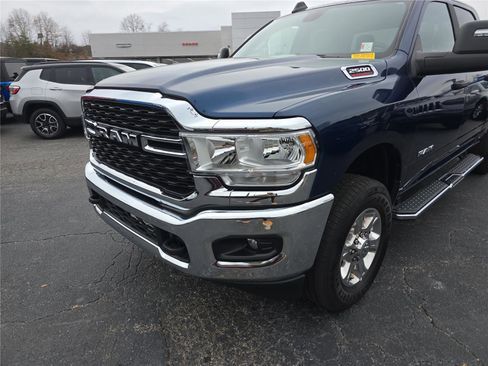 Used 2024 RAM 2500 Big Horn w/ Bed Utility Group image 10