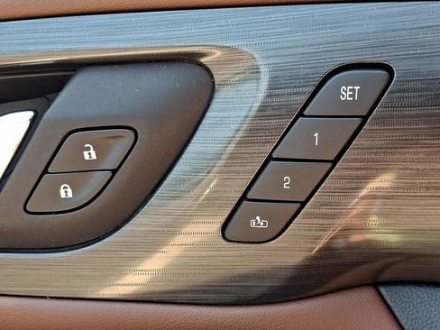 Used 2020 Chevrolet Traverse High Country AWD/4WD image 27