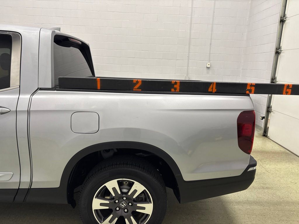 Used 2017 Honda Ridgeline RTL-T image 12