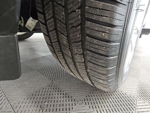 Used 2021 Chevrolet Silverado 1500 High Country w/ Technology Package image 50