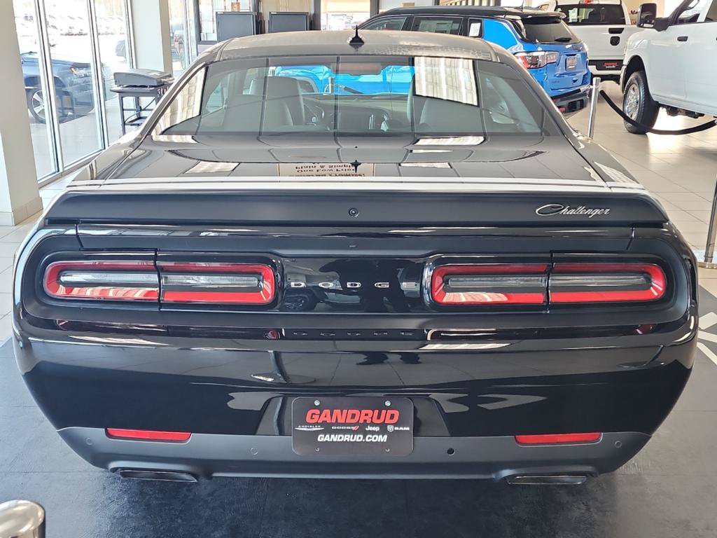Used 2023 Dodge Challenger SRT Hellcat Redeye RWD image 11