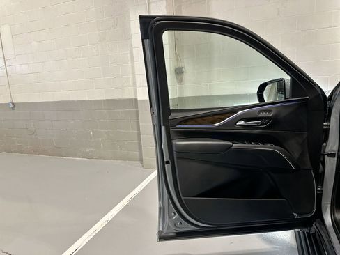 Used 2023 Cadillac Escalade Sport Platinum w/ LPO, Floor Liner Package image 11