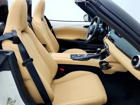 Used 2025 MAZDA MX-5 Miata Grand Touring image 22