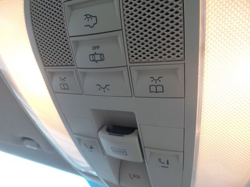 Used 2013 Mercedes-Benz C 250 Sport image 64