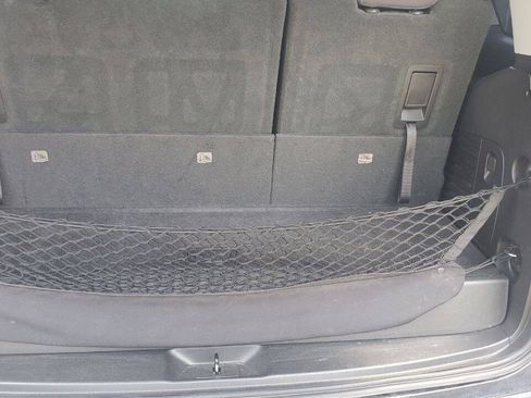 Used 2017 GMC Yukon SLE w/ Convenience Package RWD image 24