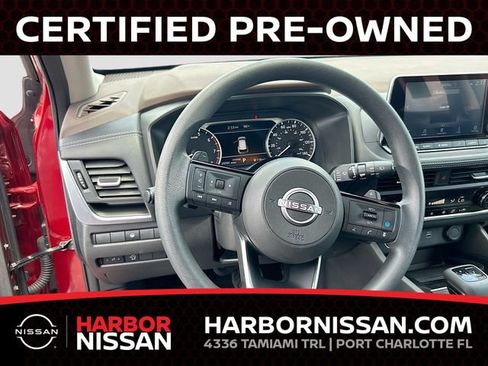 Used 2023 Nissan Rogue SV FWD image 8