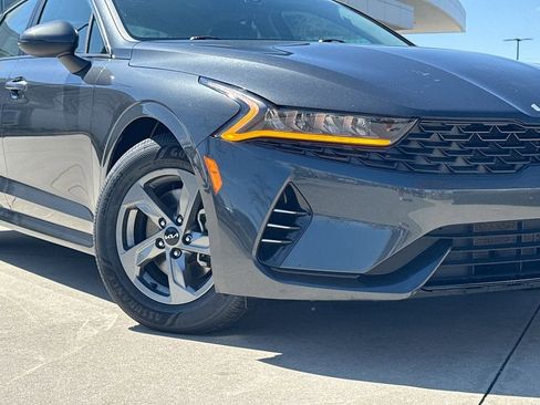 Used 2023 Kia K5 LXS image 9