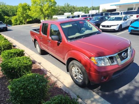 Used 2014 Nissan Frontier SV w/ SV Value Truck Package RWD image 10