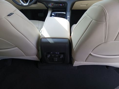 Used 2023 Buick Enclave Essence FWD image 60