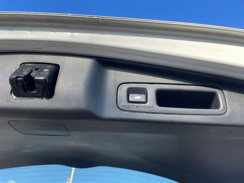 Used 2021 Honda CR-V EX-L image 32