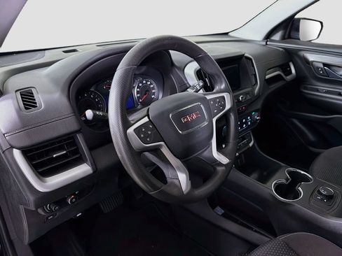 Used 2023 GMC Terrain SLE w/ Elevation Edition FWD image 10