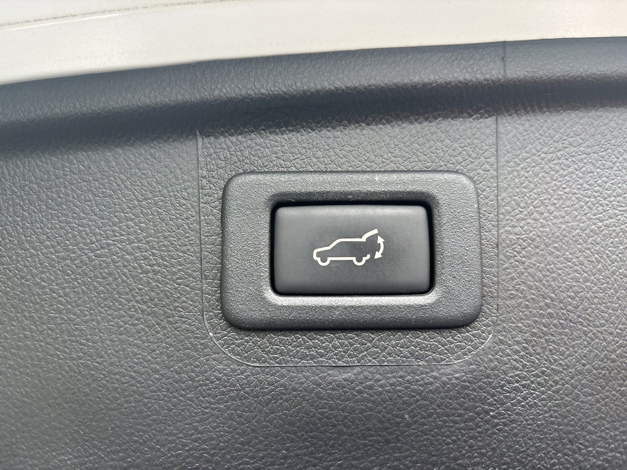 Used 2018 Subaru Outback 2.5i Limited AWD/4WD image 32