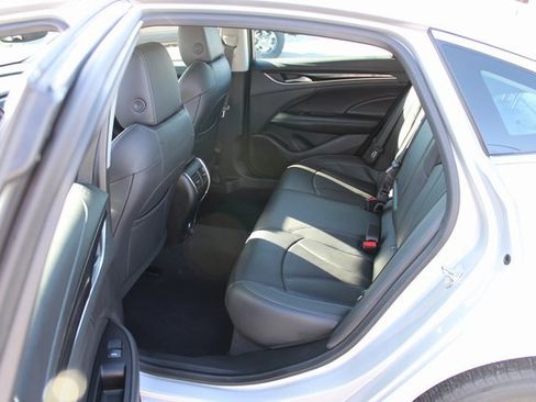 Used 2018 Buick LaCrosse Essence image 16