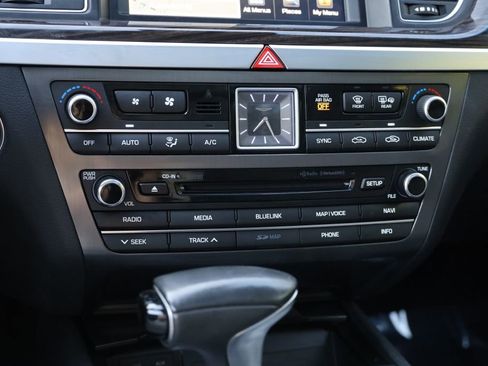 Used 2018 Genesis G80 3.8 w/ Option Group 02 image 39