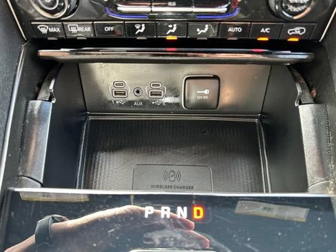 Used 2024 Jeep Grand Cherokee Altitude RWD image 19