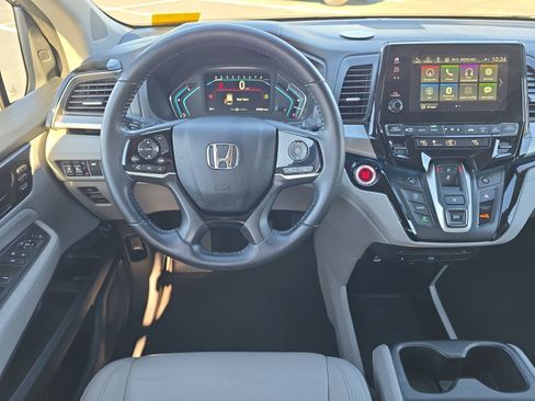 Used 2022 Honda Odyssey Touring image 10