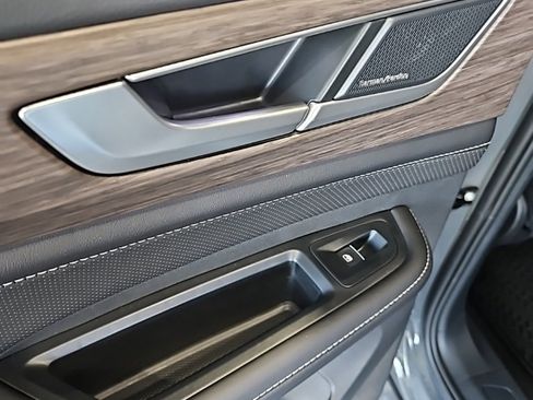 New 2026 Volkswagen Atlas SEL Premium R-Line image 23