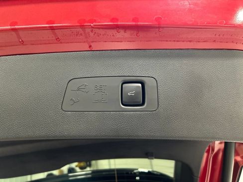 Certified 2025 Lincoln Corsair AWD w/ Equipment Group 101A image 29