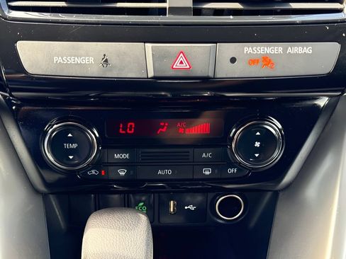 Used 2024 Mitsubishi Eclipse Cross ES AWD/4WD image 9