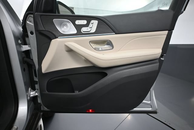 Used 2020 Mercedes-Benz GLS 580 4MATIC image 39